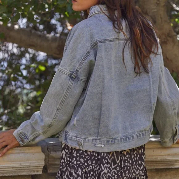 By Together Boyfriend Destroyed Denim Jacket NWT Sz Small - Picture 3 of 4